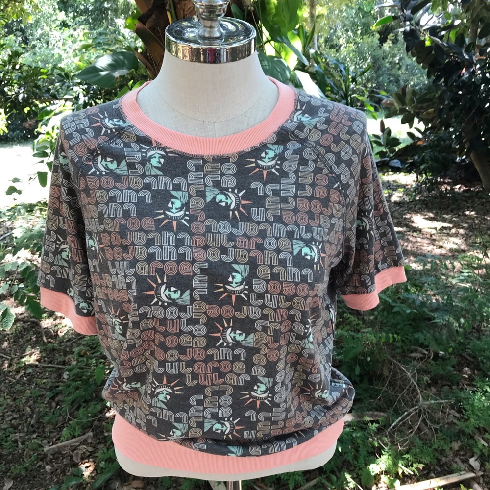 LulaRoe Statue of Liberty Limited Terry Cloth Top